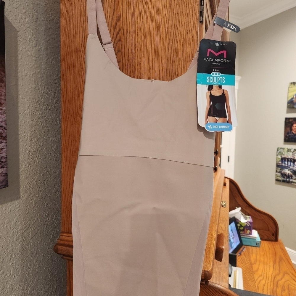 Maidenform Beige Flexees Shapewear